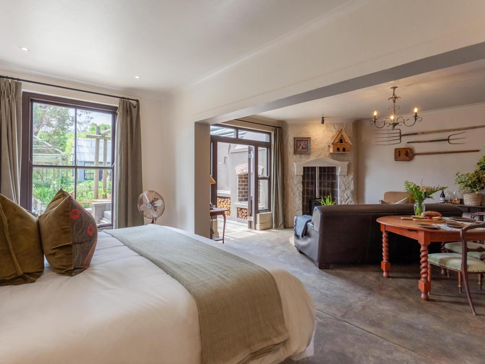 Rivergate Guest Farm Stanford Room photo