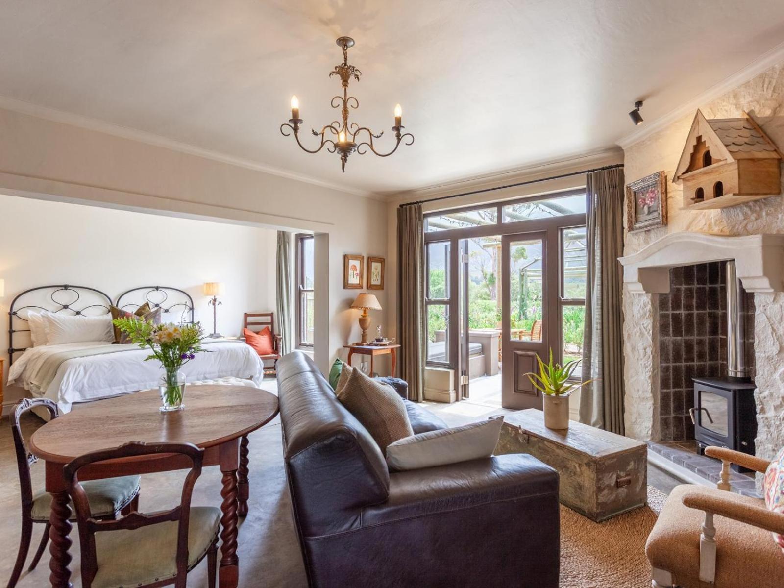 Rivergate Guest Farm Stanford Room photo